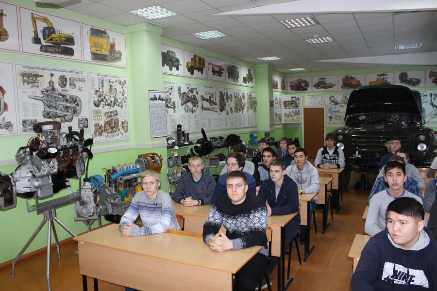 Сайт политехнического техникума петропавловск камчатский. Политехнический техникум Петропавловск-Камчатский преподаватели.